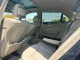 Mercedes Benz  - E200  / 2.0 L Turbo 